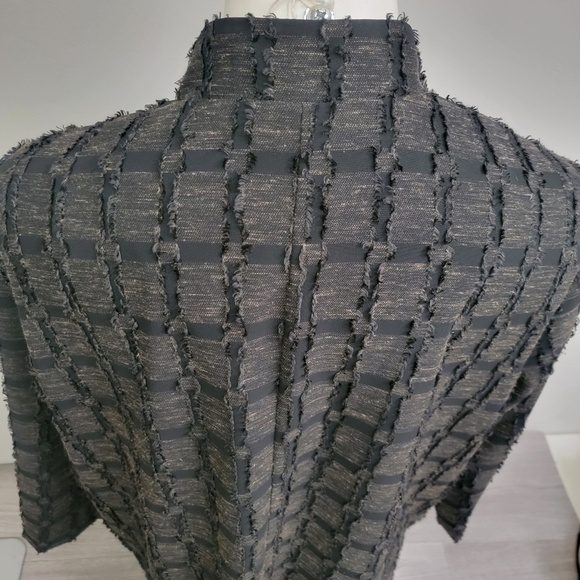 De Taille Black Brown Tunic Size XL Woven Block Textured
Linen Tweed Fringe - Picture 11 of 12